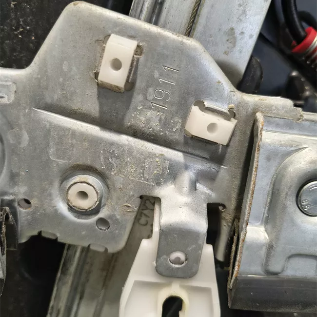 Alzacristallo elettrico porta anteriore sinistro elettrico