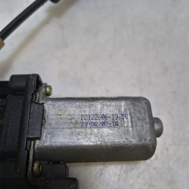 Alzacristallo elettrico porta anteriore con motorino sinistro