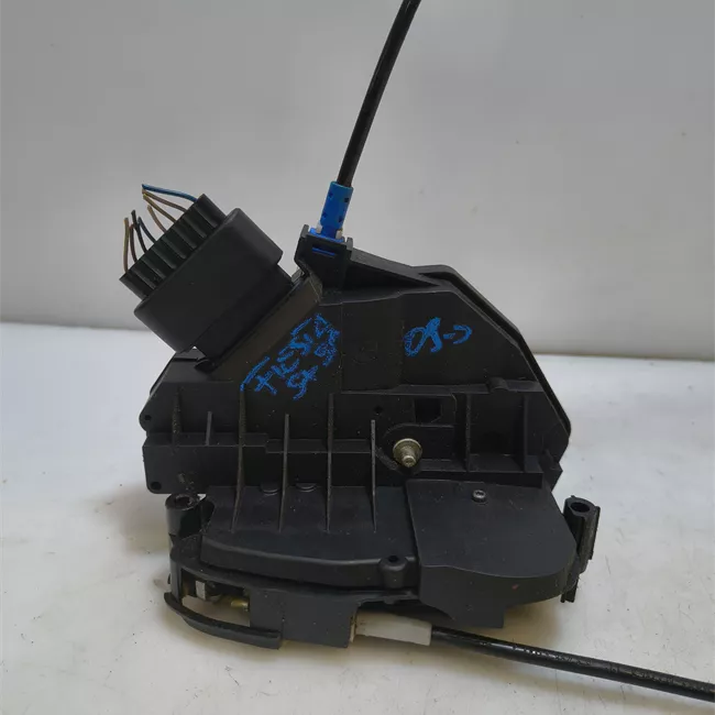 Serratura porta anteriore sinistra