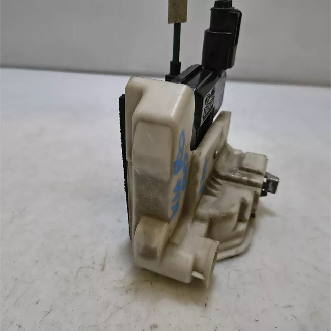 Serratura porta anteriore destra