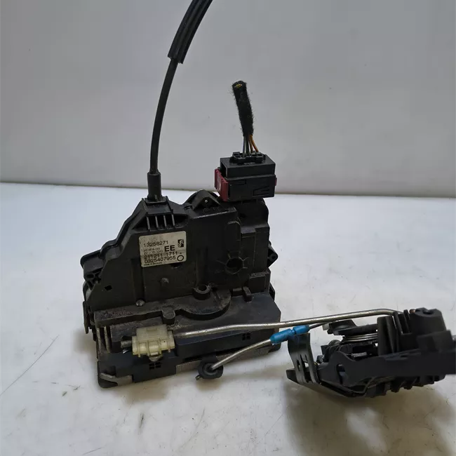 Serratura porta anteriore sinistra