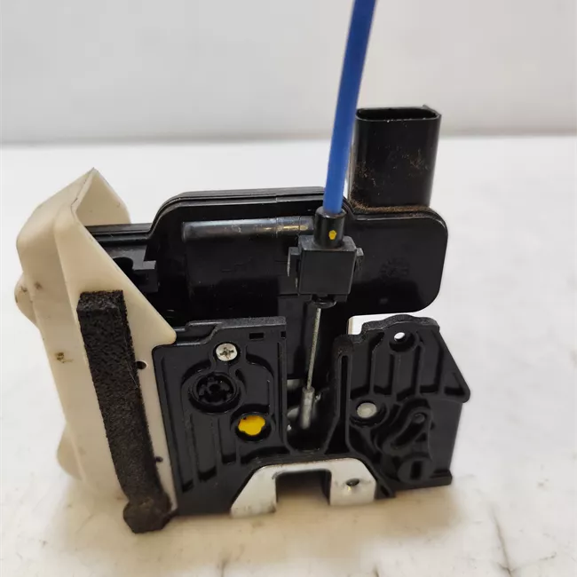 Serratura porta anteriore sinistra