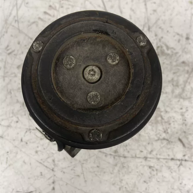Compressore aria condizionata rotazionale