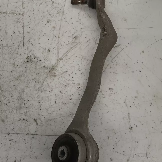 Braccio oscillante anteriore sospensione anteriore destro