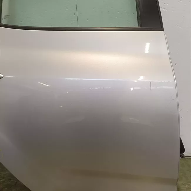 Porta posteriore destra