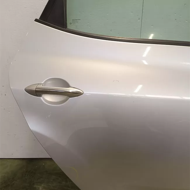 Porta posteriore destra