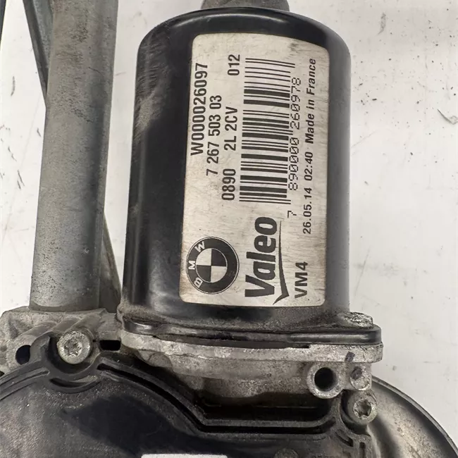 Meccanismo tergiparabrezza con motorino