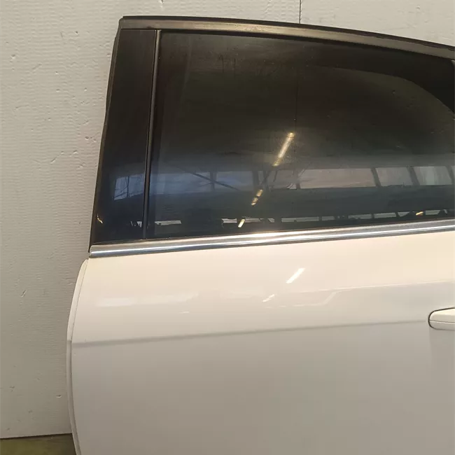 Porta posteriore sinistra