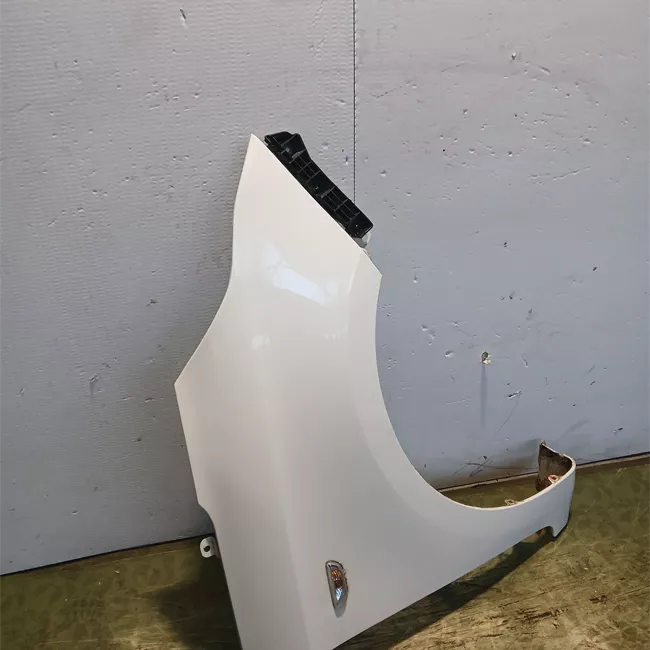 Parafango anteriore destro fanalino laterale