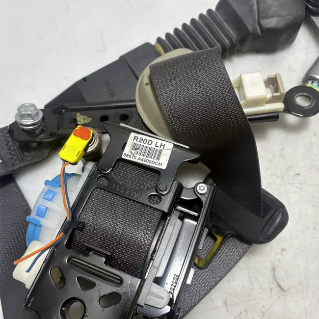 Cintura di sicurezza anteriore sinistra WK