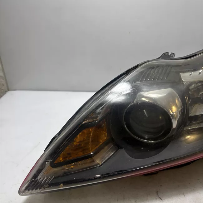 Proiettore sinistro Cornice nera