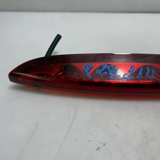 Fanale stop supplementare senza spoiler