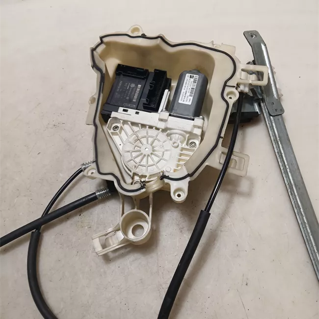 Alzacristallo porta anteriore sinistro