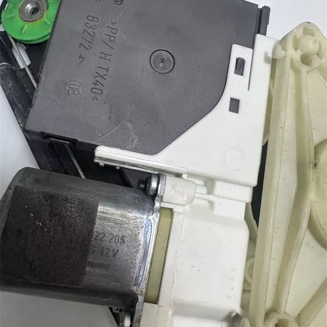 Alzacristallo elettrico porta anteriore sinistro