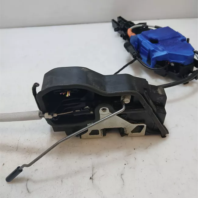 Serratura porta posteriore destra