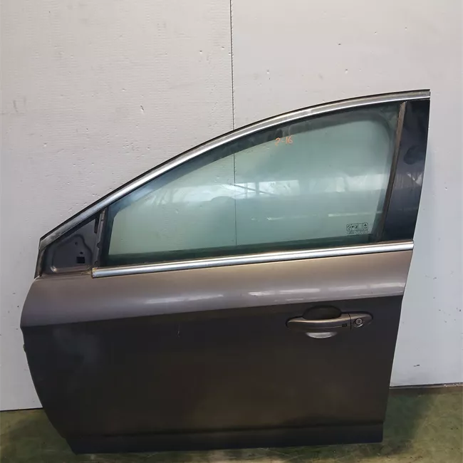 Porta anteriore sinistra