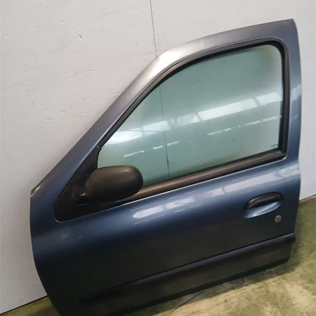 Porta anteriore sinistra