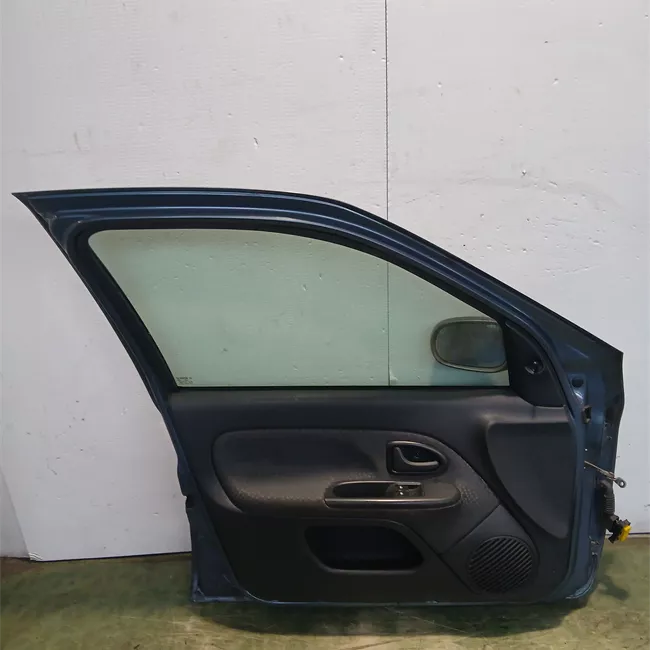 Porta anteriore sinistra