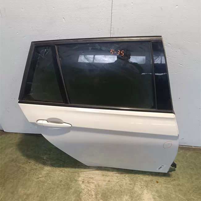 Porta posteriore destra