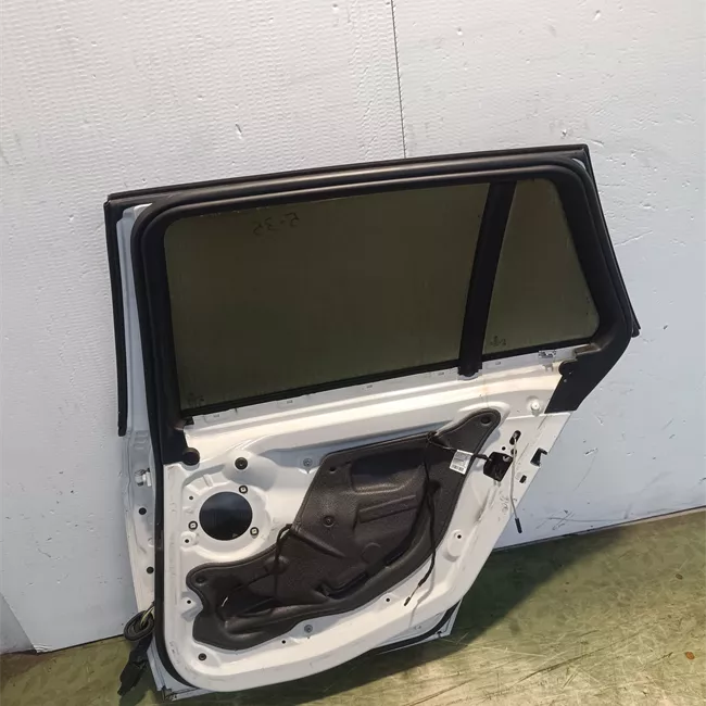 Porta posteriore destra