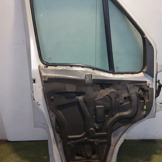 Porta anteriore sinistra