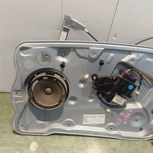 Alzacristallo porta anteriore destro