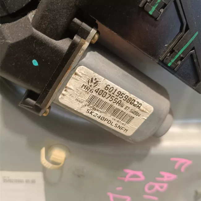 Alzacristallo porta anteriore destro