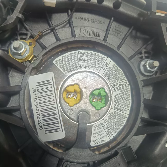 Dispositivo airbag lato guida