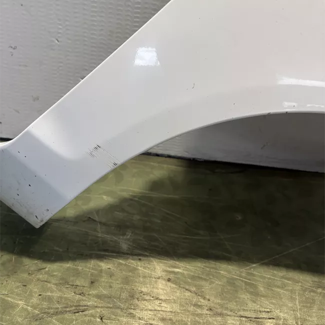 Parafango anteriore destro