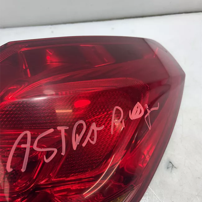 Fanale posteriore parte esterno destro