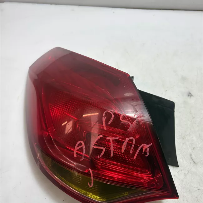 Fanale posteriore parte esterno sinistro