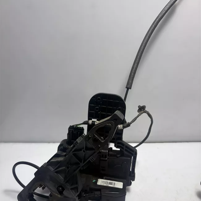 Serratura porta posteriore destra