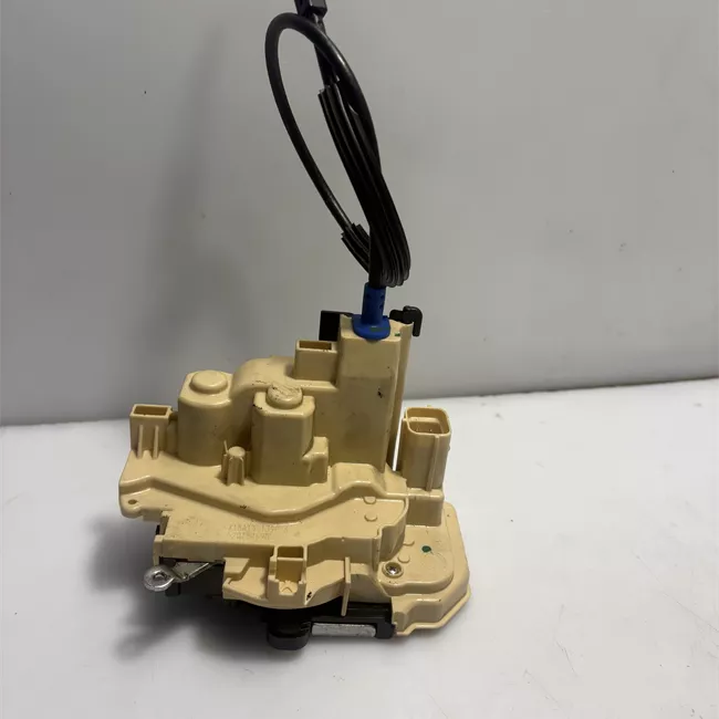 Serratura porta posteriore sinistra