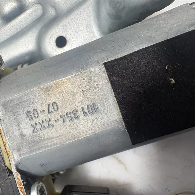 Alzacristallo elettrico porta anteriore destro con motorino