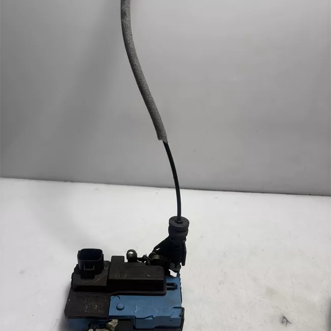 Serratura porta anteriore destra