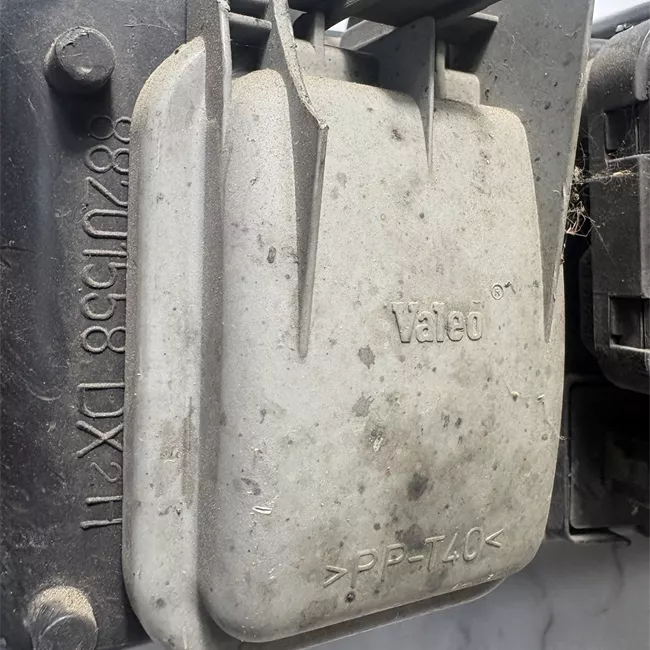 Proiettore destro Valeo con regolaterale assetto fari