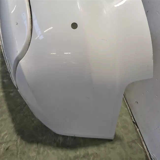 Paraurti posteriore con sensore parcheggio primer