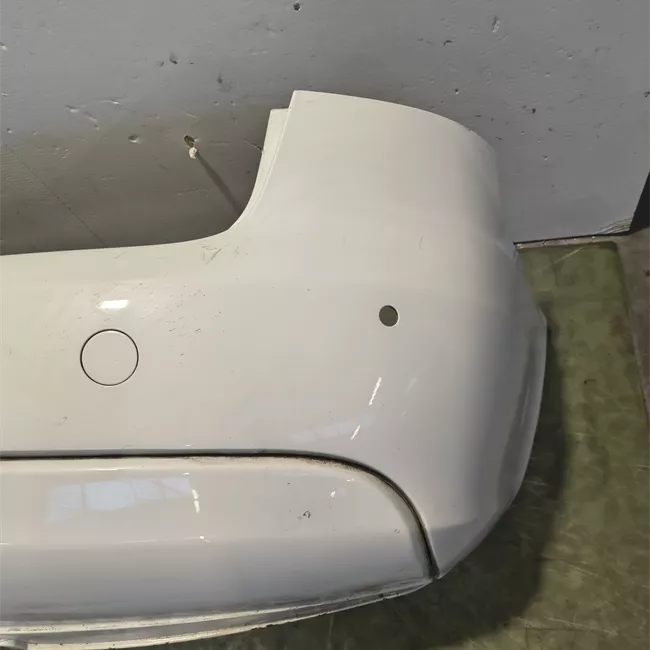 Paraurti posteriore con sensore parcheggio primer