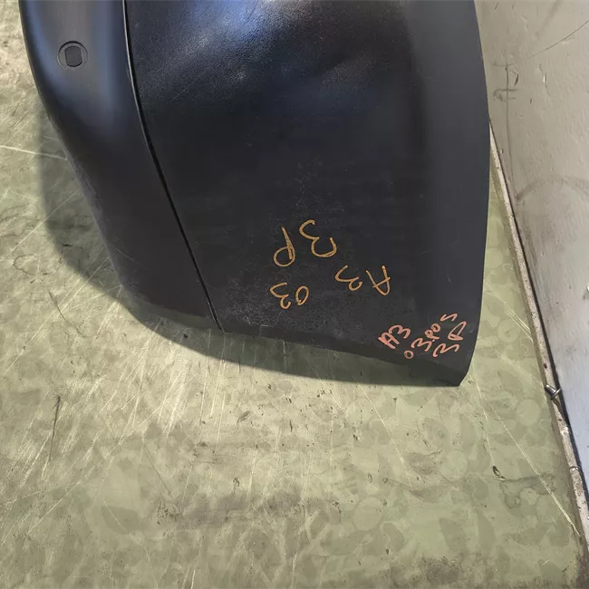 Paraurti posteriore con primer