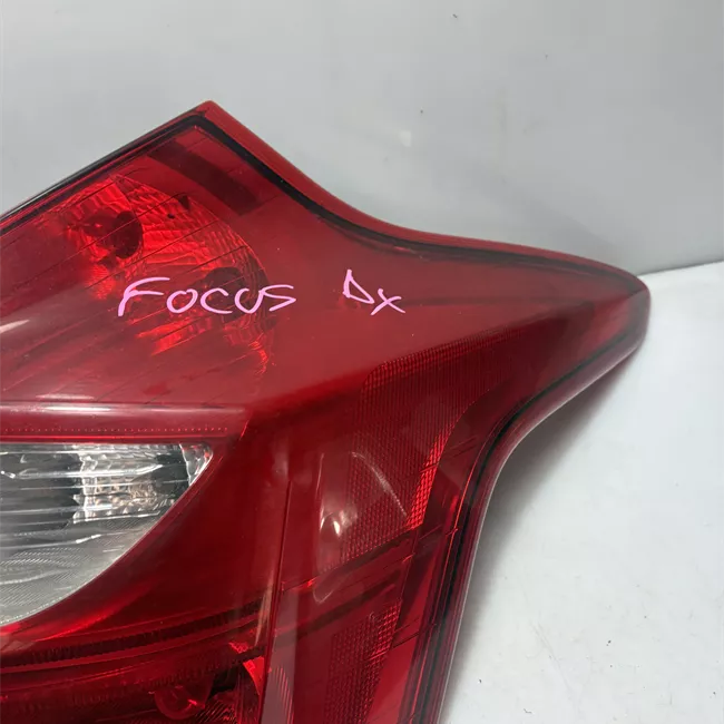 Fanale posteriore parte esterno destro