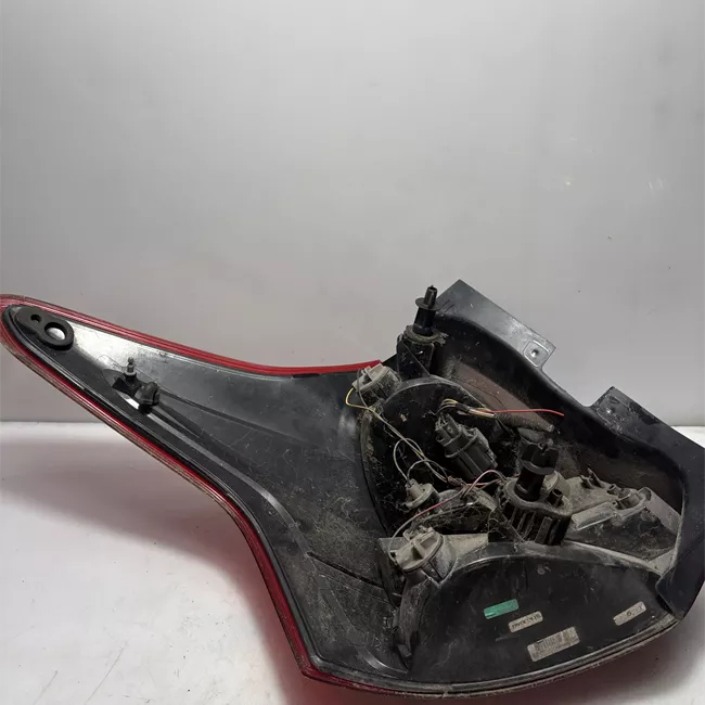 Fanale posteriore parte esterno destro