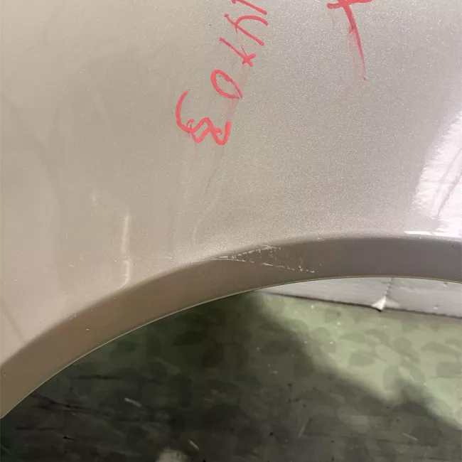 Parafango anteriore sinistro