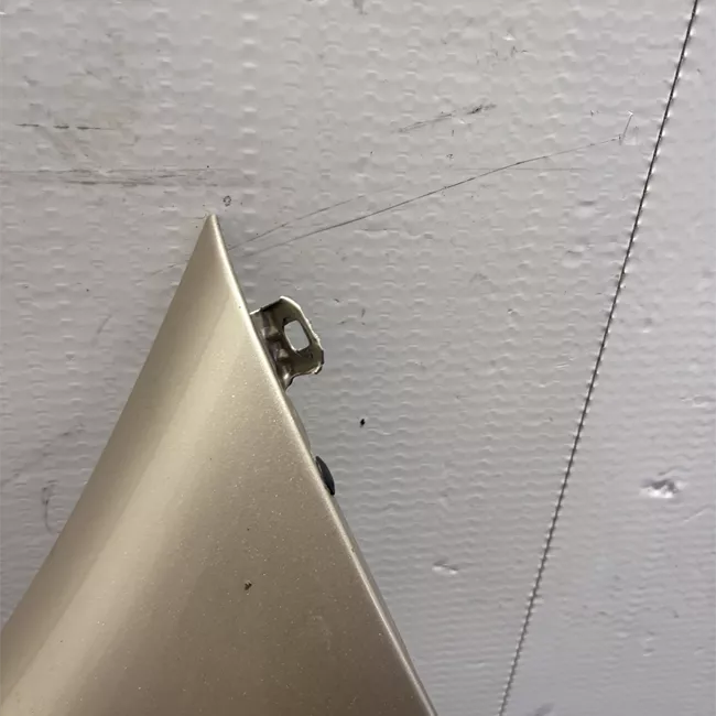 Parafango anteriore sinistro