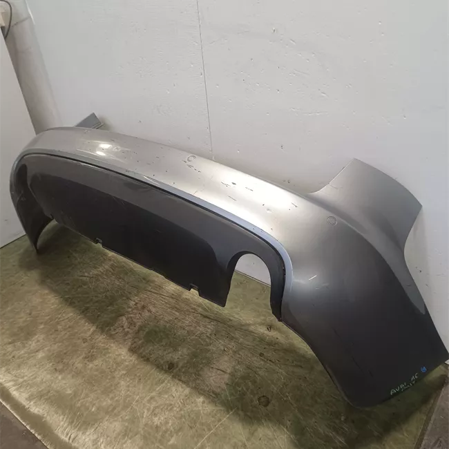 Paraurti posteriore con sensore parcheggio primer
