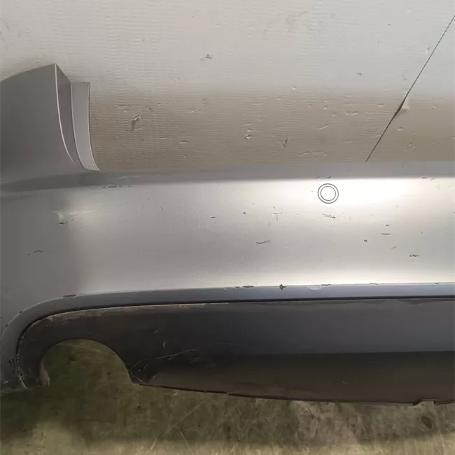 Paraurti posteriore con sensore parcheggio primer