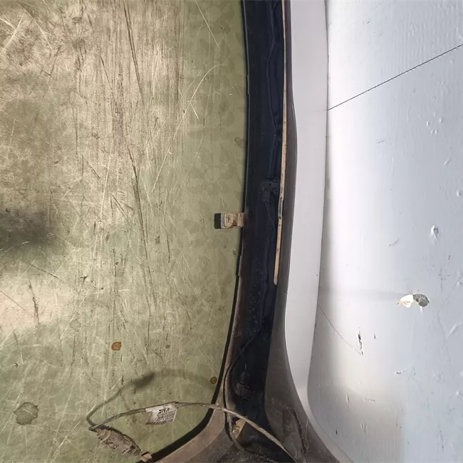 Paraurti posteriore con sensori parcheggio primer