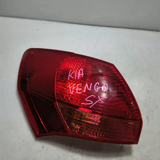 Fanale posteriore parte esterno sinistro