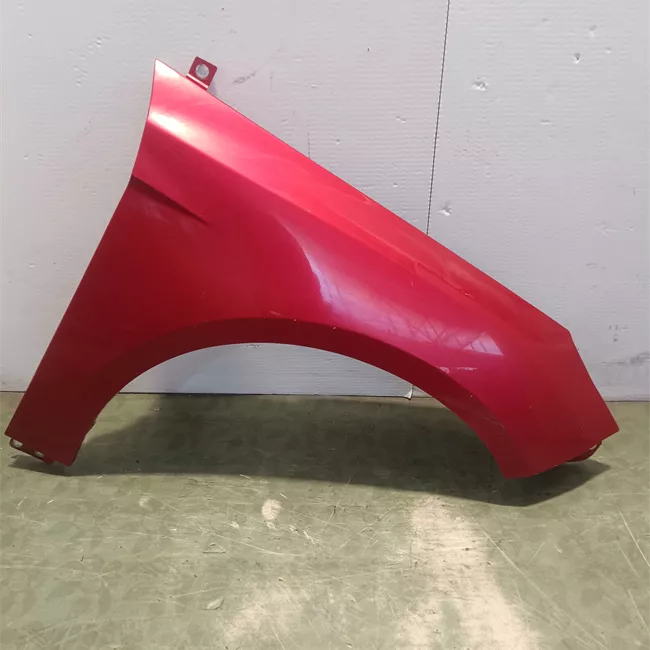 Parafango anteriore destro