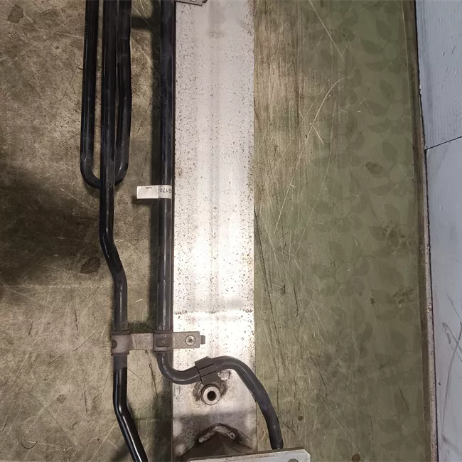 Traversa paraurti anteriore