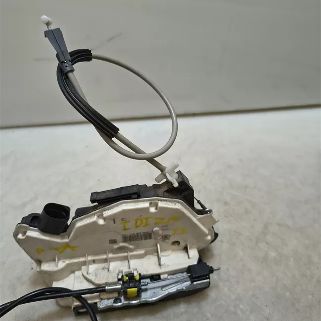 Serratura porta anteriore destra